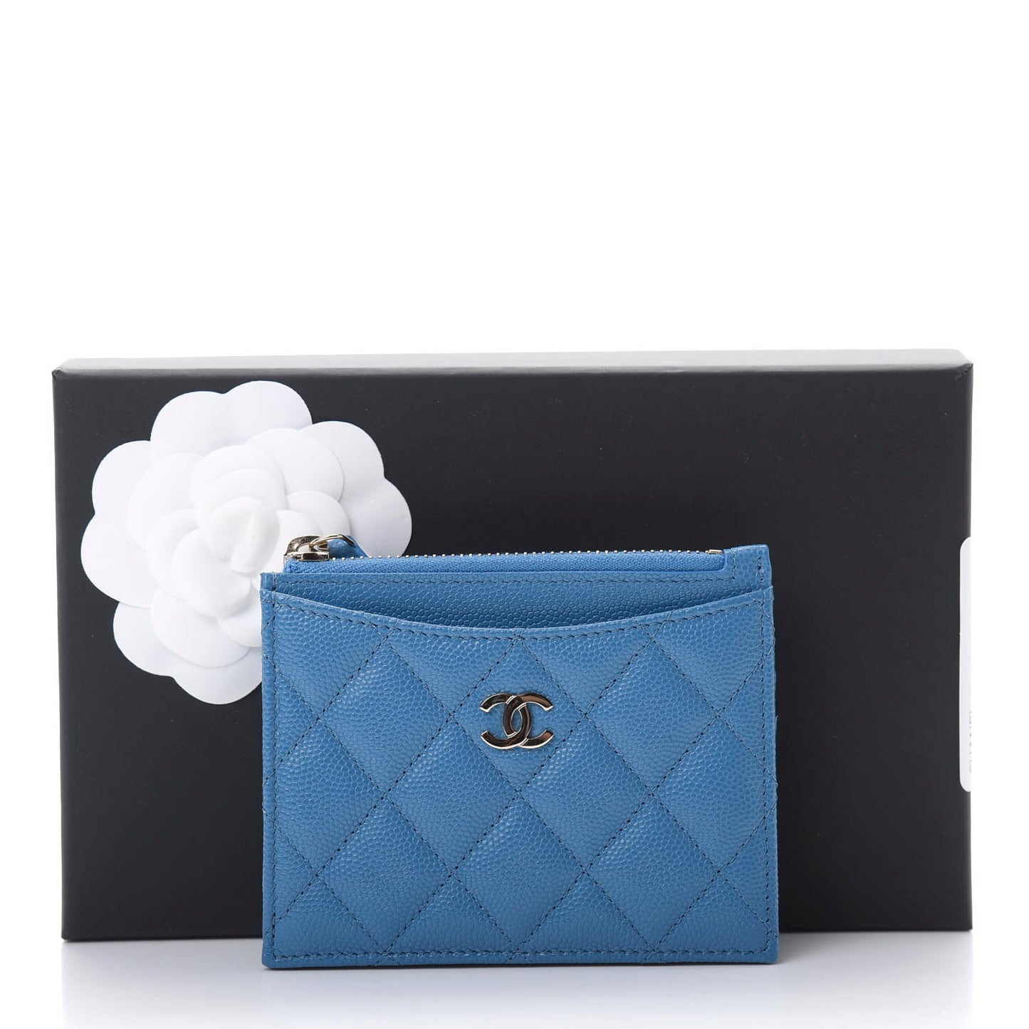 Caviar Quilted CC Zip Card Holder Blue