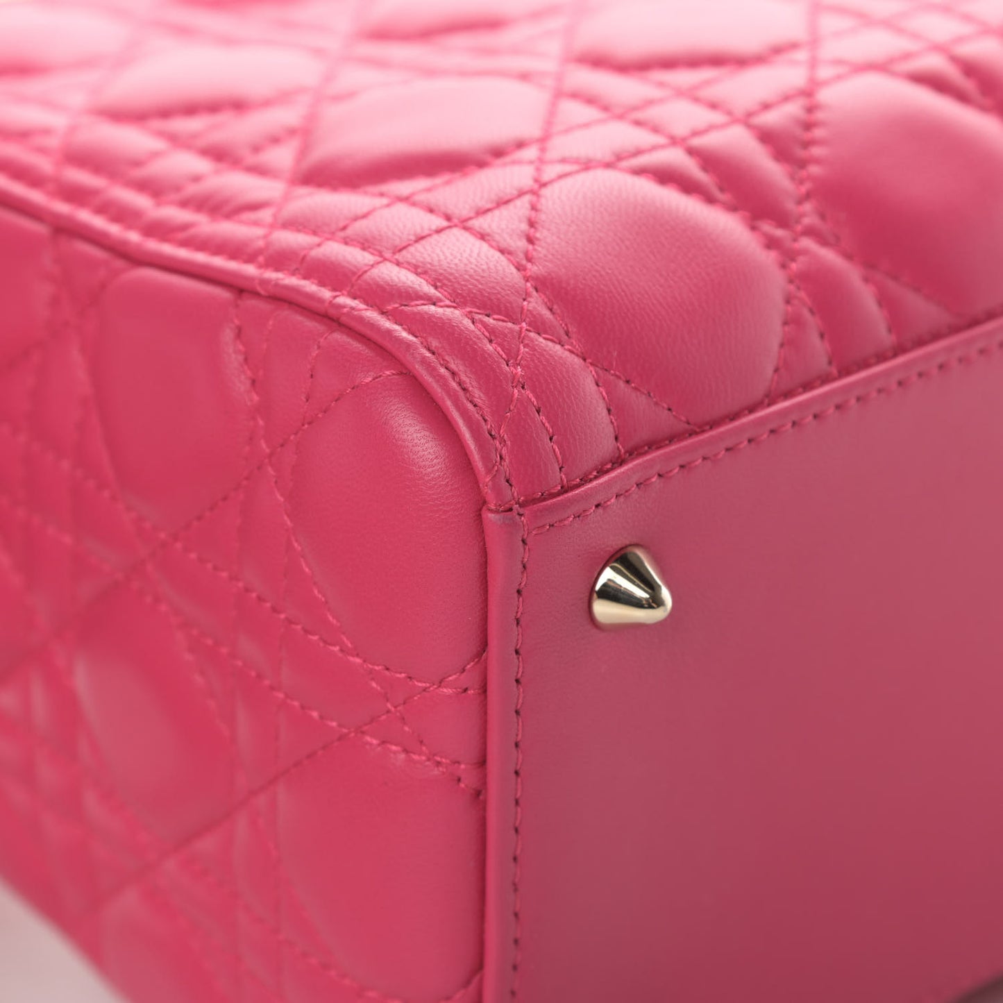 Lambskin Cannage Medium Lady Dior Fuchsia