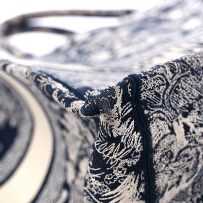 Christian Dior Canvas Embroidered Large Dioriviera Toile De Jouy Reverse Book Tote Blue 8 of 14