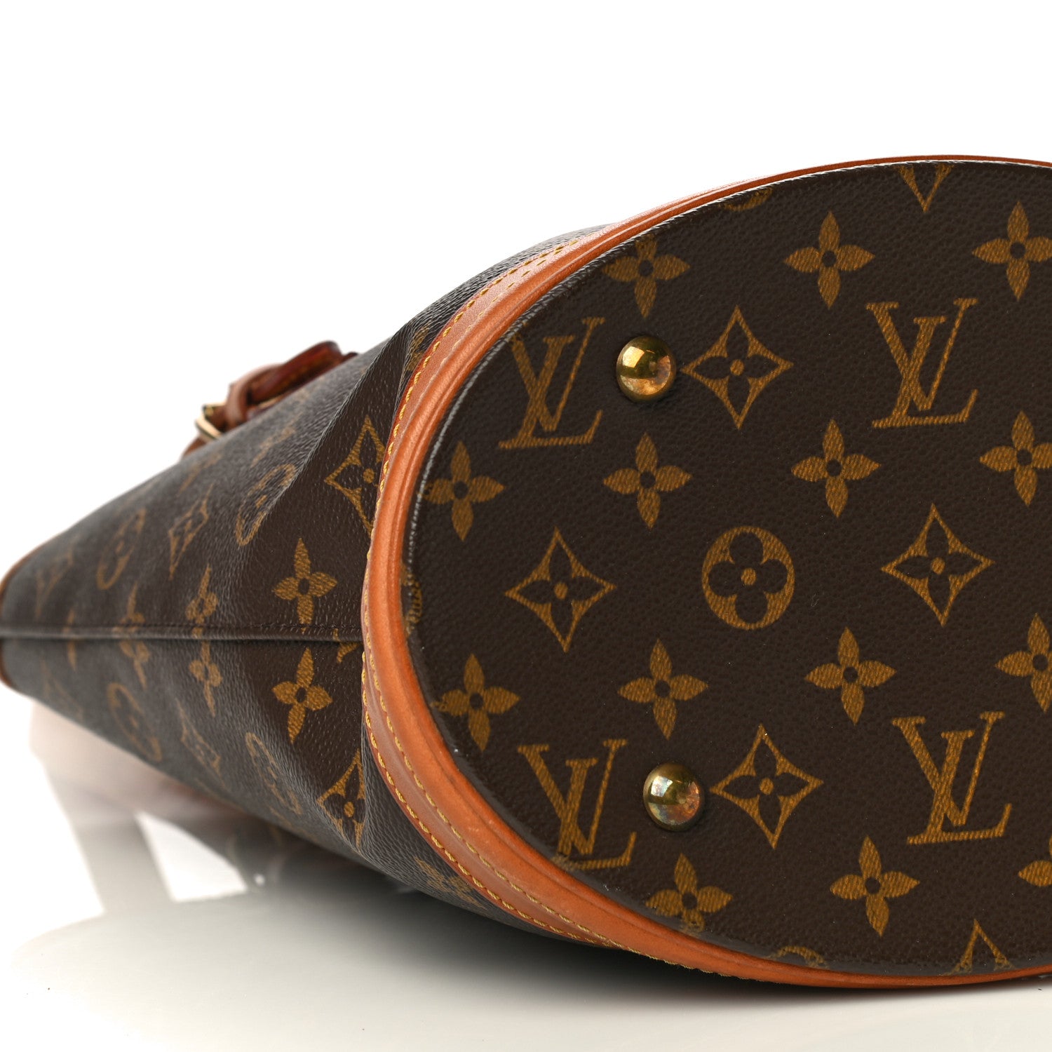 Louis Vuitton Monogram Petit Bucket 23 8 of 33