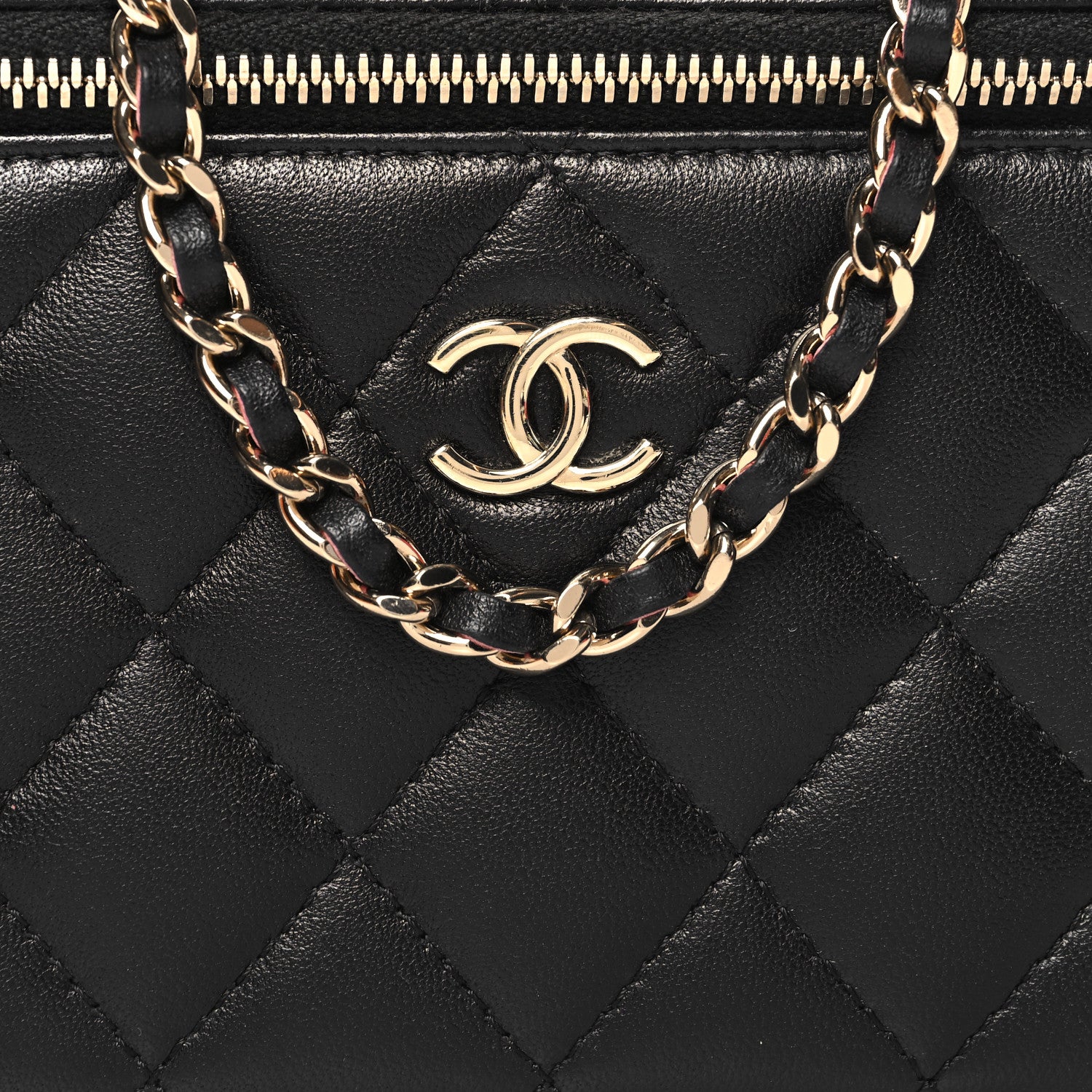 Chanel Lambskin Quilted Small Top Handle Vanity Case With Chain Black Lilac 9 of 11