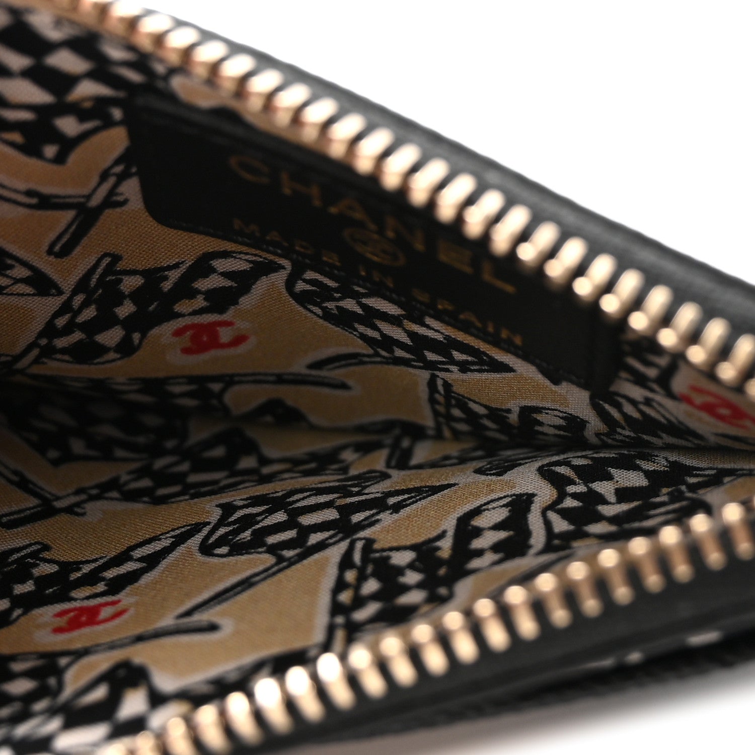Chanel Caviar Quilted Textured CC Zip Card Holder Black 5 of 7