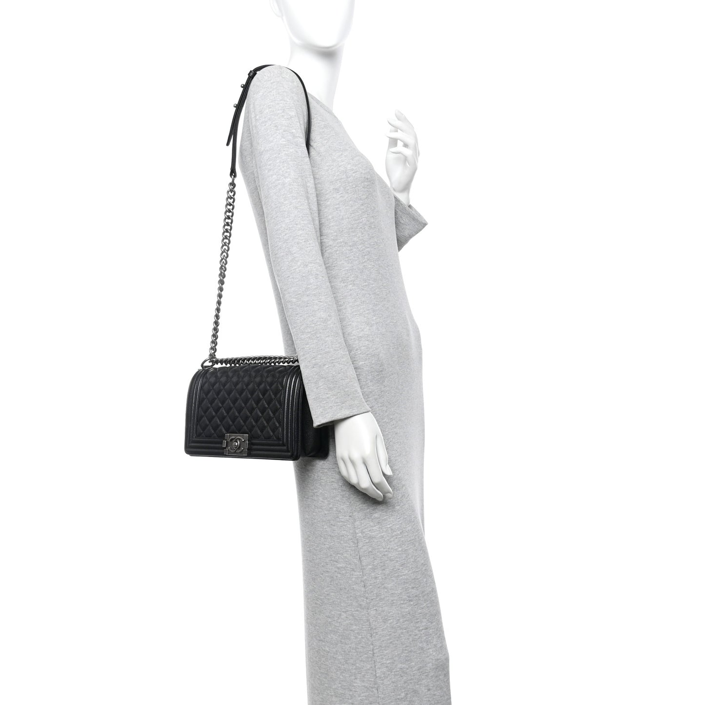 Caviar Quilted Medium Boy Flap Black