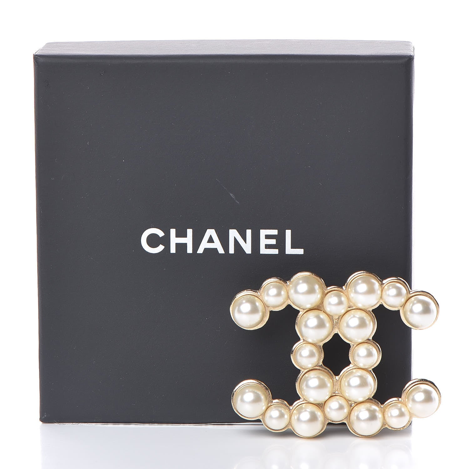Chanel Pearl CC Brooch Gold 5 of 5