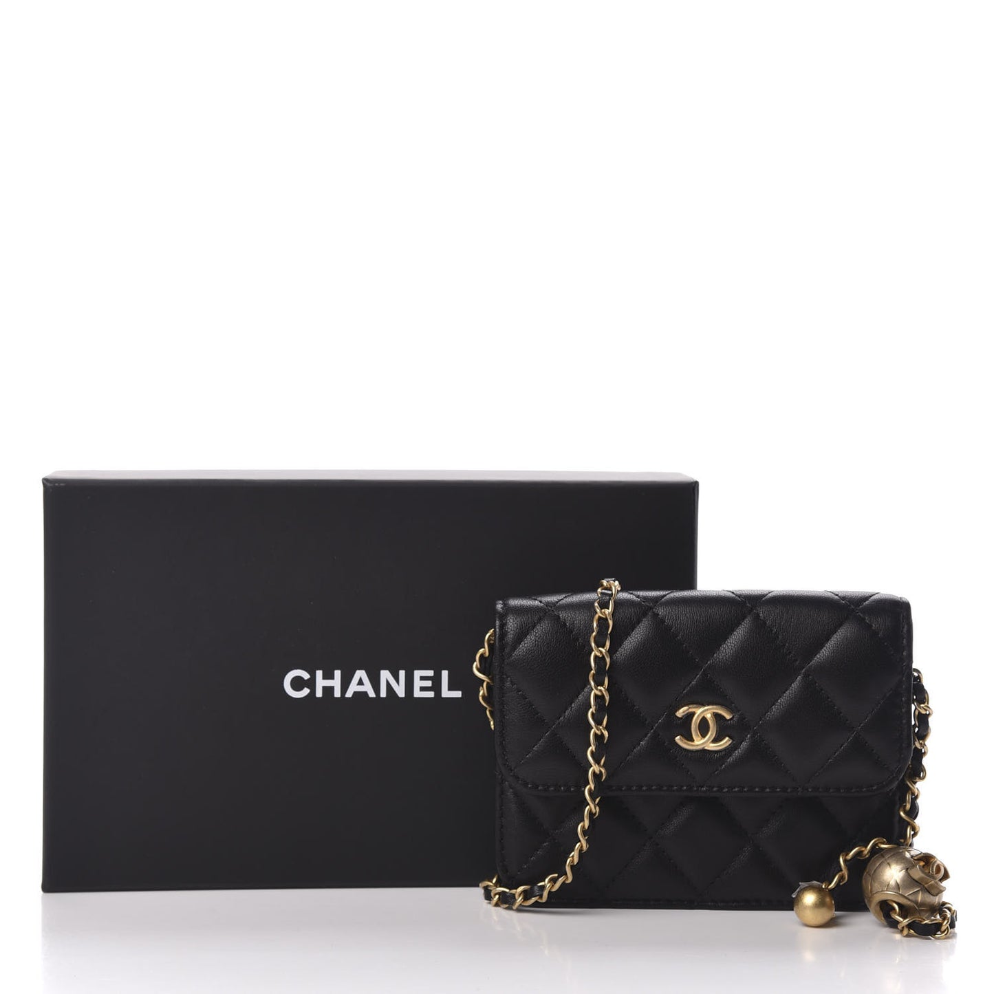 Lambskin Quilted Pearl Crush Clutch With Chain Black
