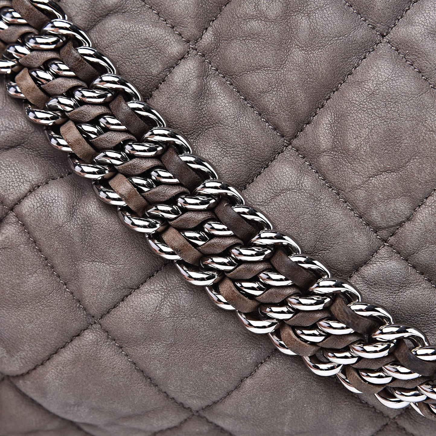 Washed Lambskin Chain Around Hobo Grey