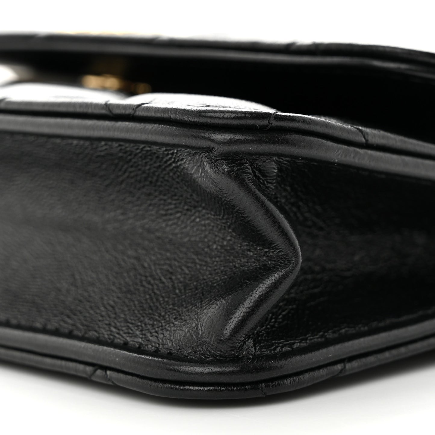 Lambskin Quilted Dynasty Flap Phone Holder With Chain Black