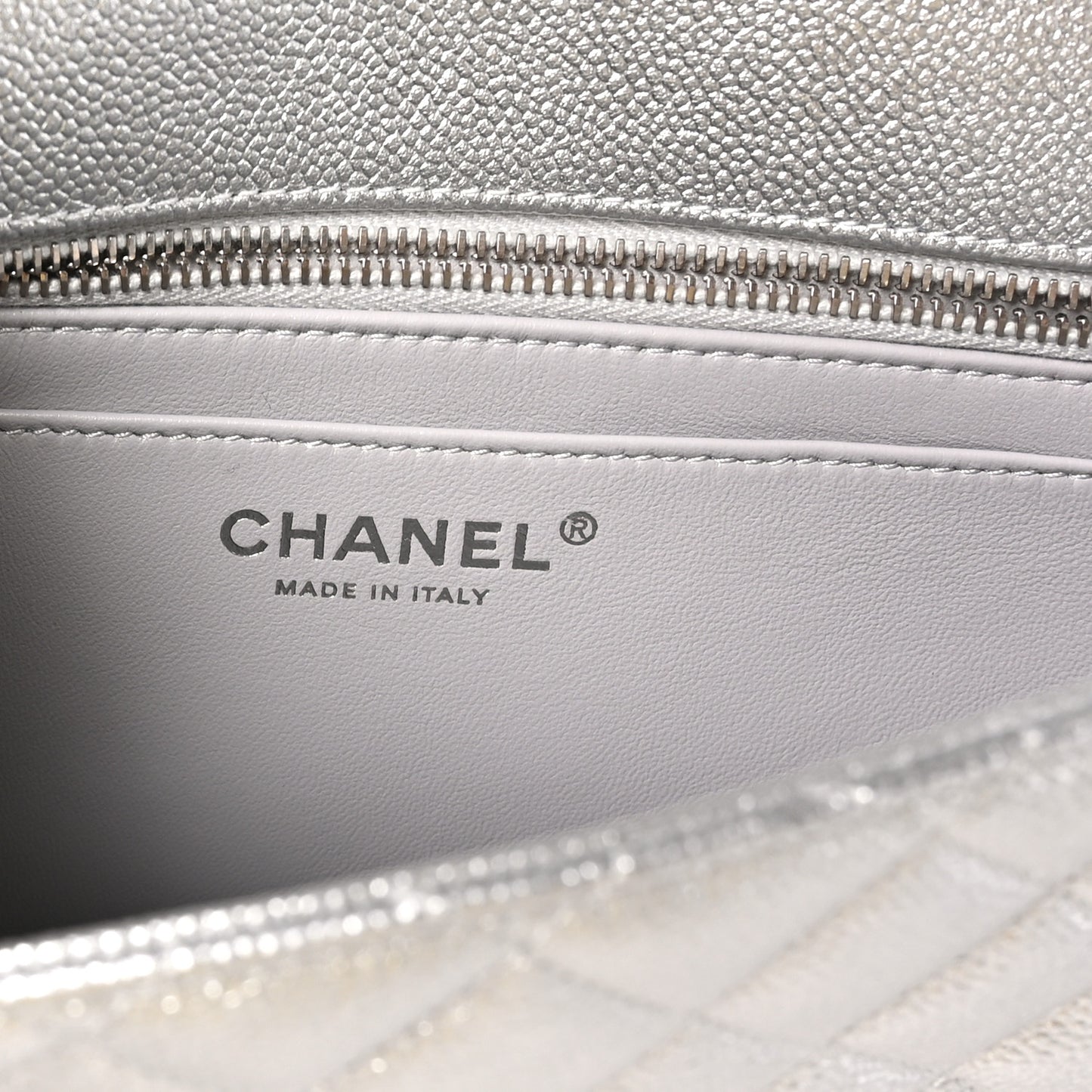 Metallic Caviar Quilted Medium CC Slide Flap Silver