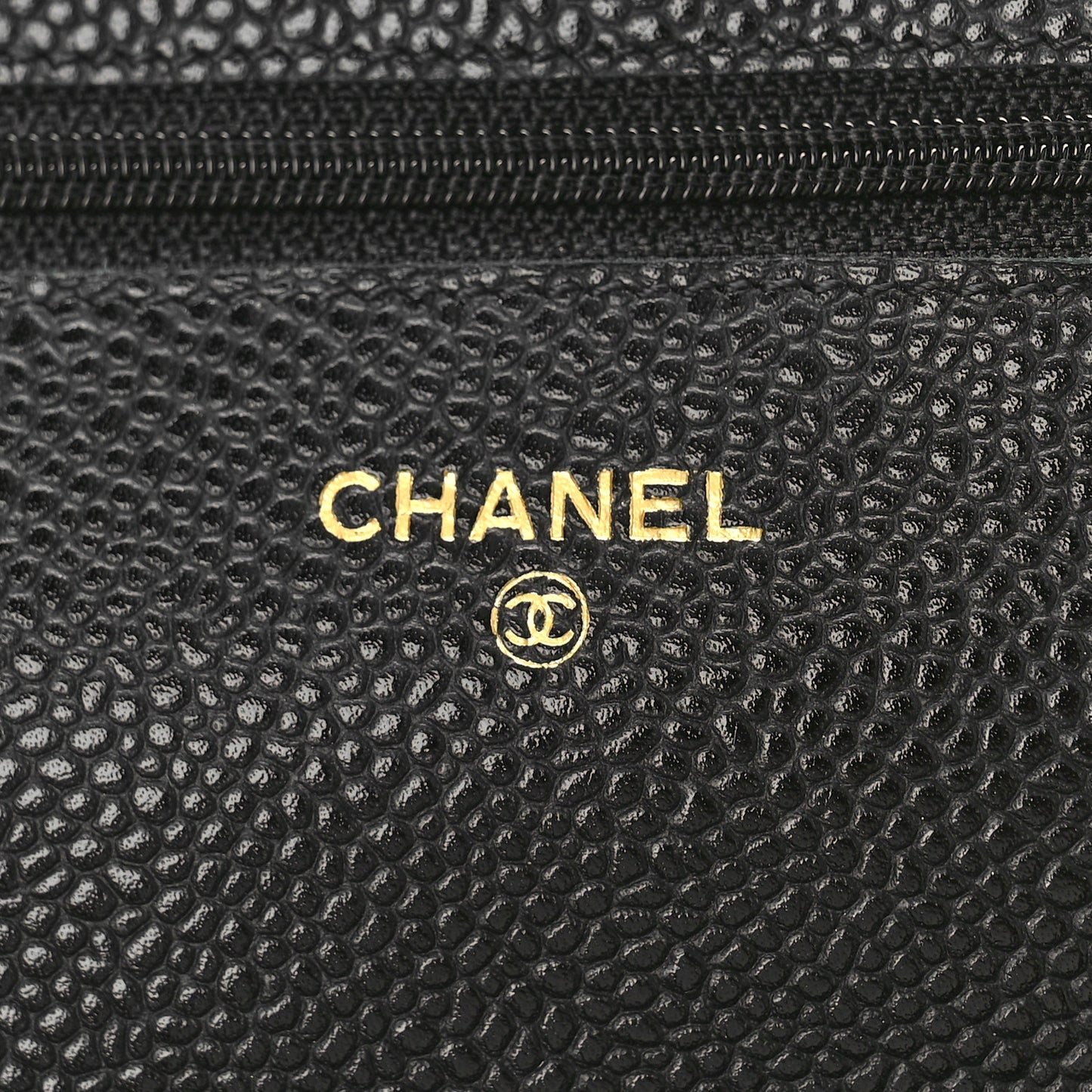 Caviar Quilted Wallet on Chain WOC Black