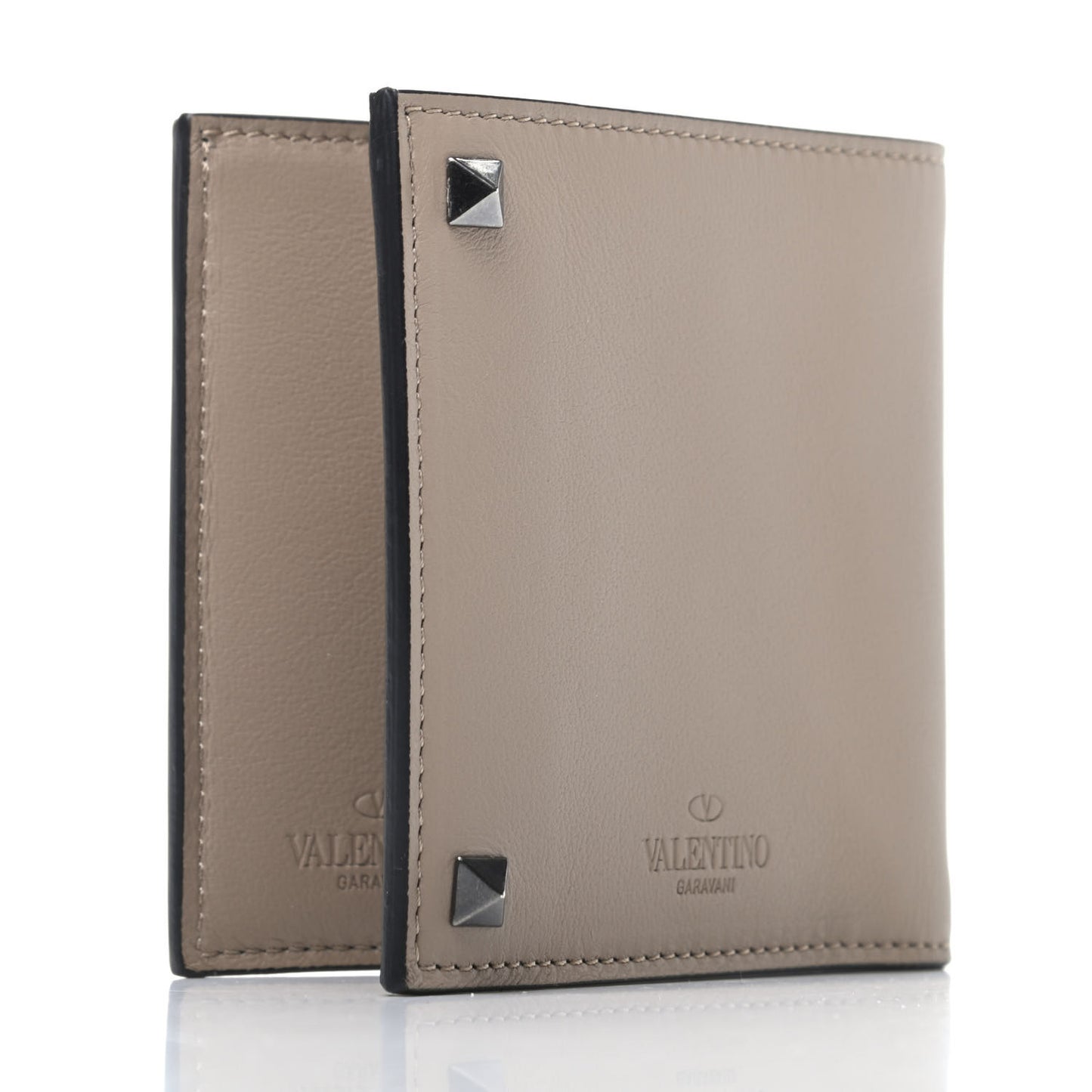 Vitello Rockstud Bi-Fold Wallet Light Beige