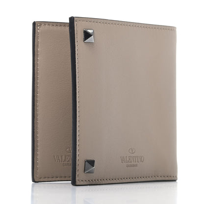 Valentino Garavani Vitello Rockstud Bi-Fold Wallet Light Beige 3 of 6