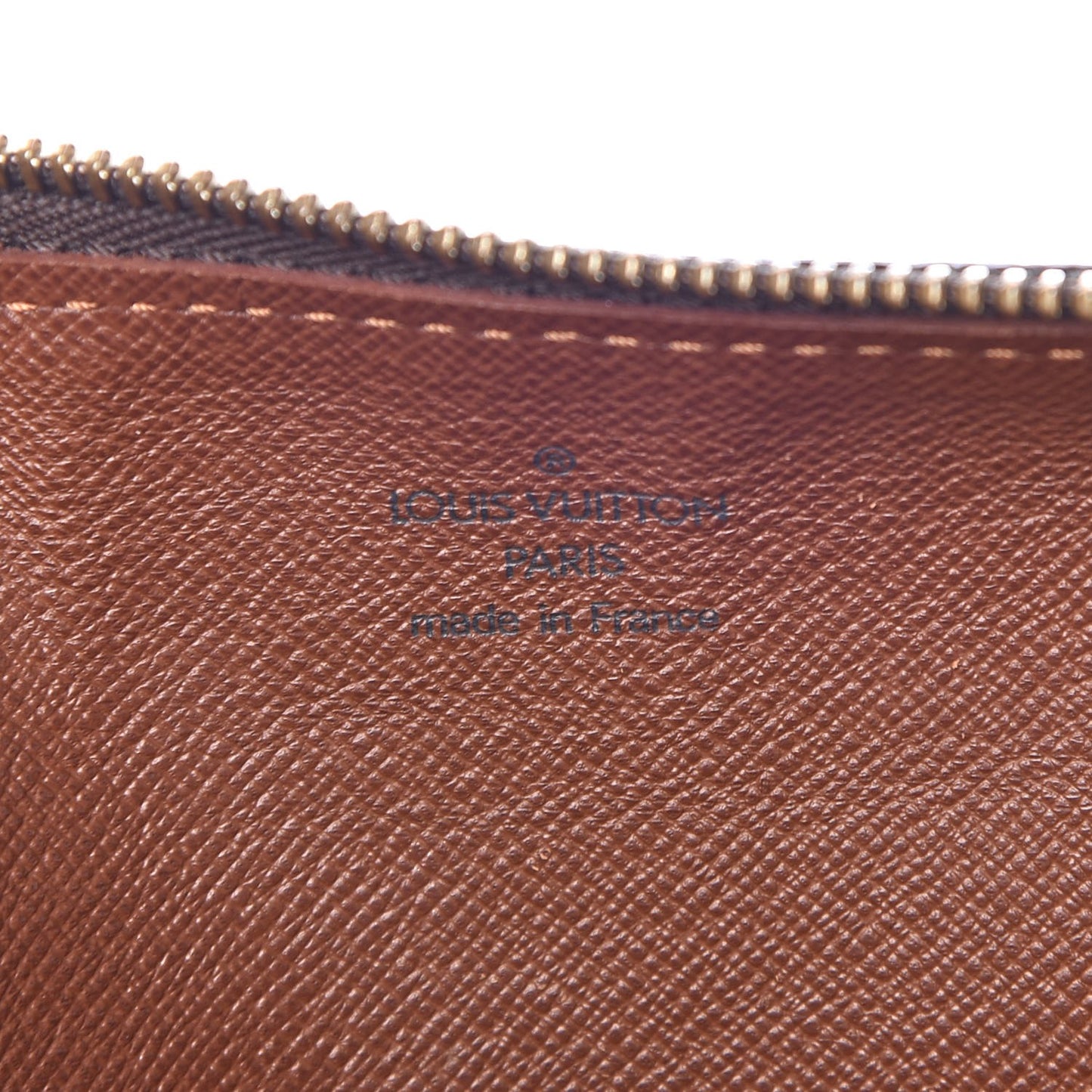 Monogram Papillon 26