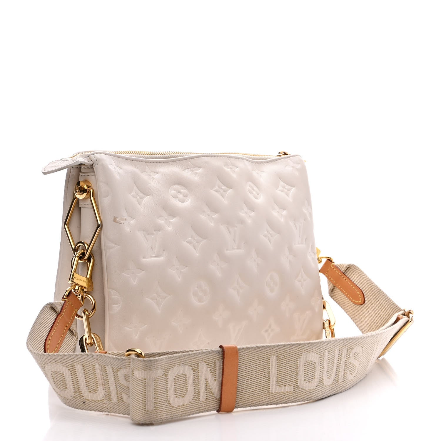 Louis Vuitton エンボス クッション クリーム色 Louis Vuitton Lambskin Embossed Monogram Coussin PM Beige Cream