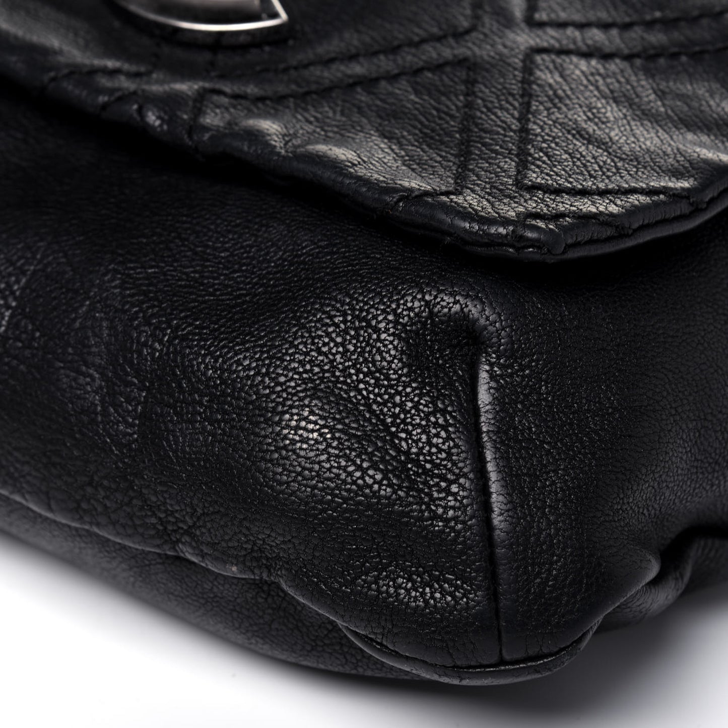 Calfskin Diamond Stitch Large Messenger Black