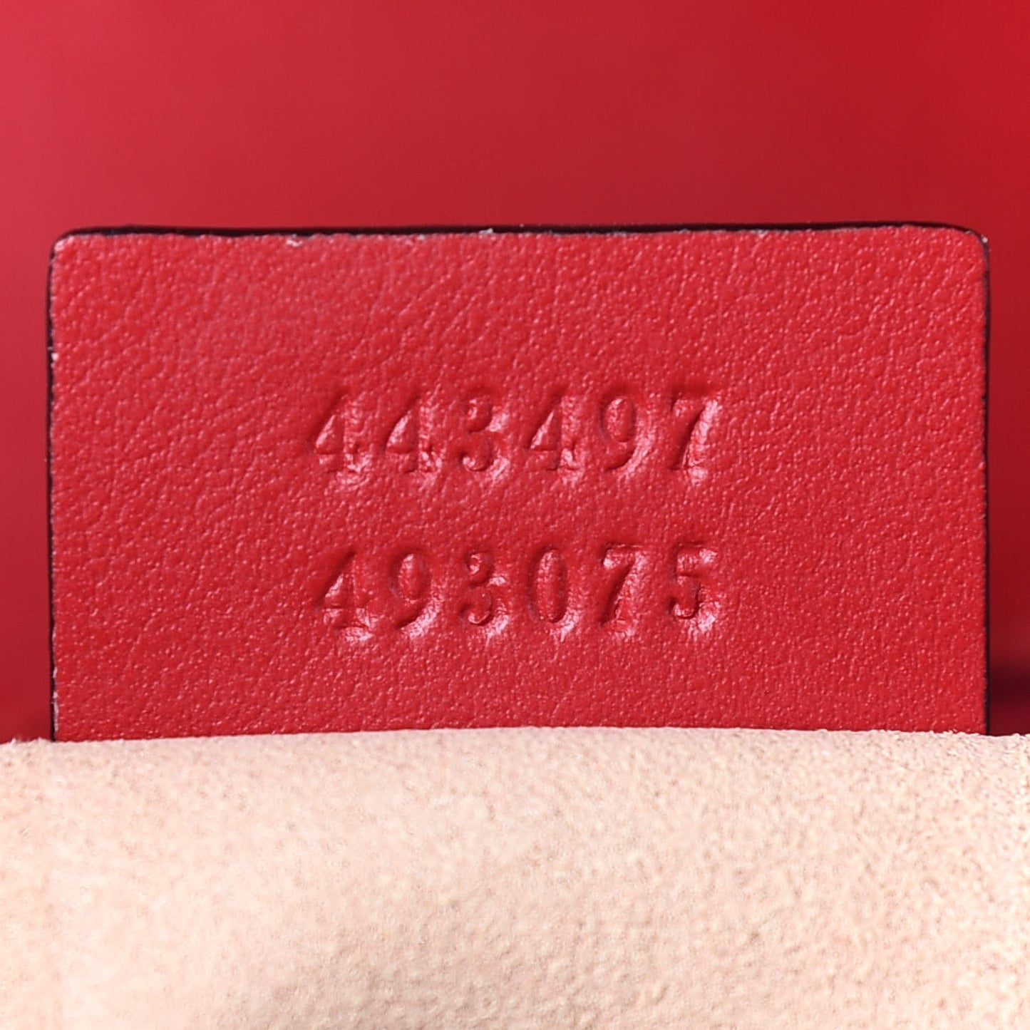 Calfskin Matelasse Small GG Marmont Shoulder Bag Hibiscus Red