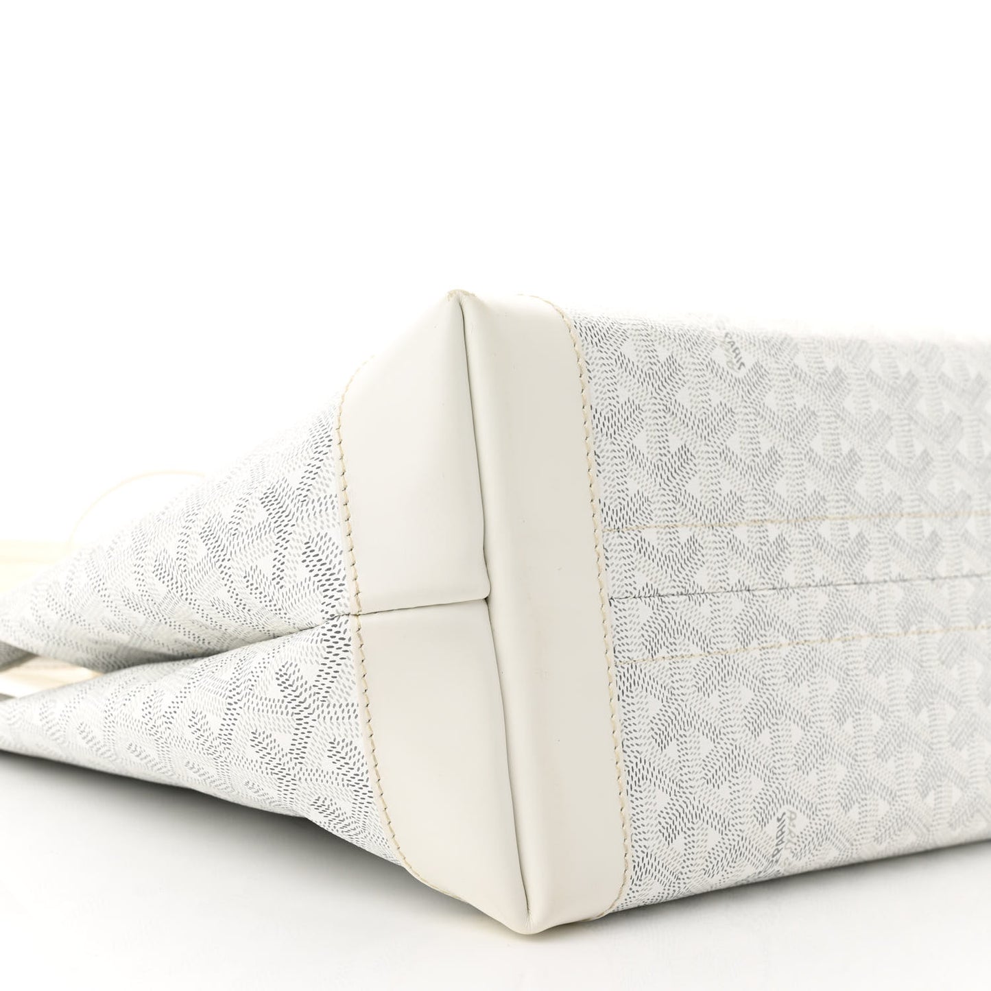 Goyardine Bellechasse PM White