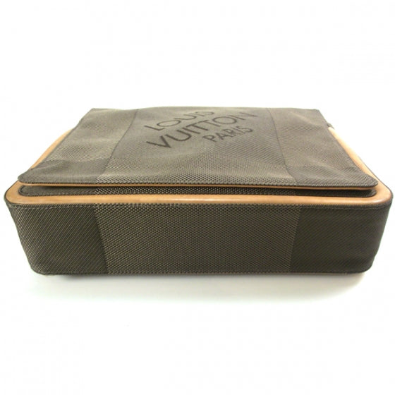 Damier Geant Messenger Bag Terre