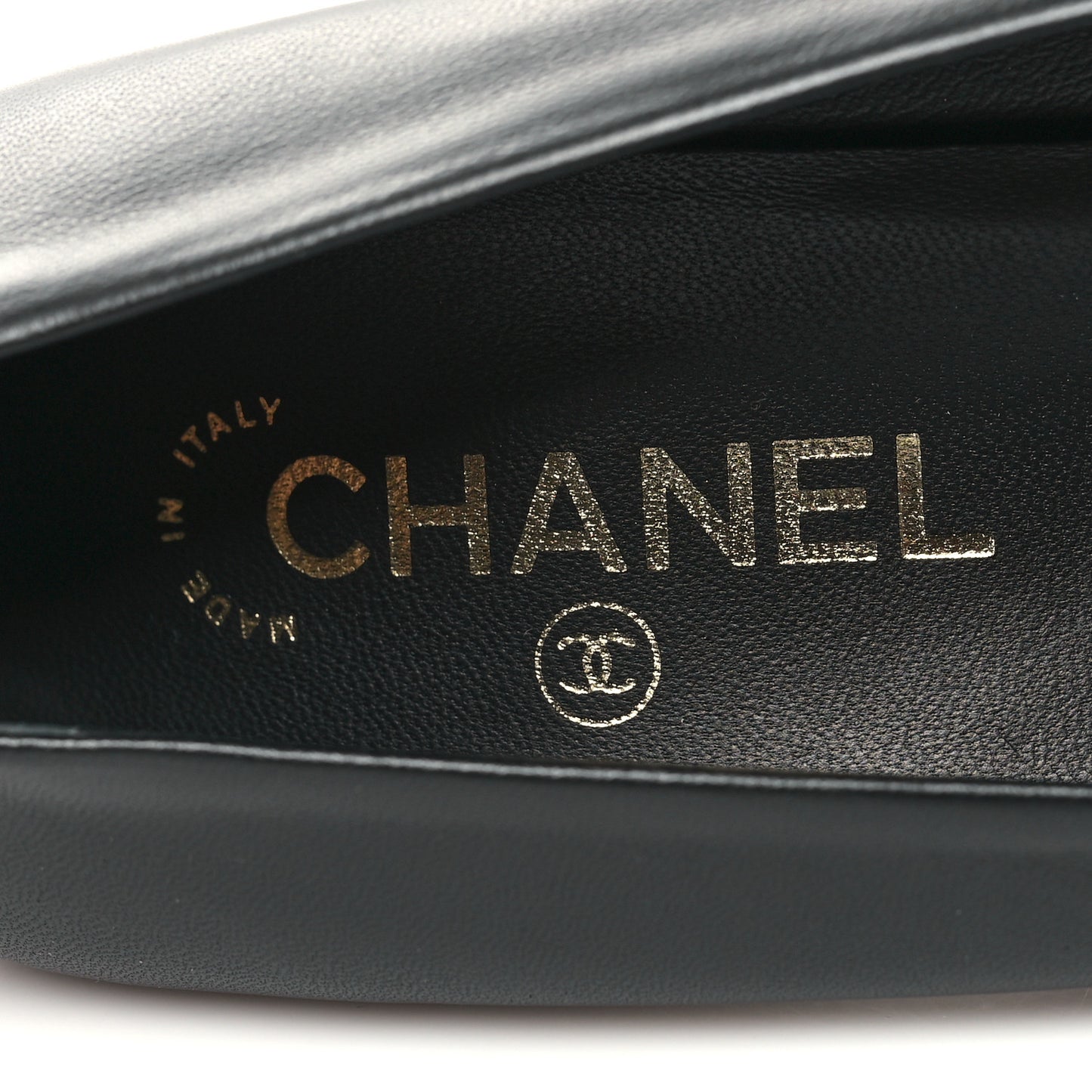 Lambskin Grosgrain Cap Toe CC Pumps 40 Black
