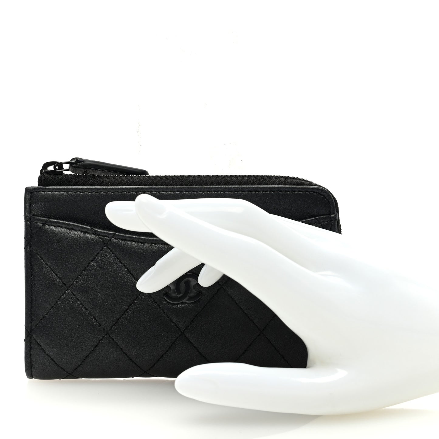 Lambskin Quilted Zip Card Holder So Black