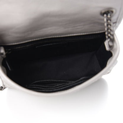 Saint Laurent Crinkled Calfskin Matelasse Monogram Niki Chain Wallet Light Grey 4 of 9