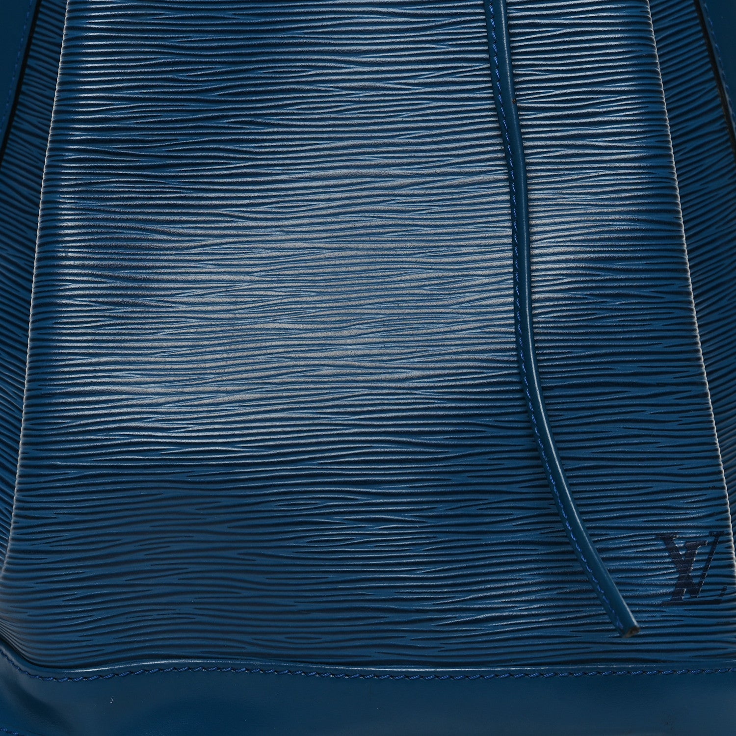 Louis Vuitton Epi Noe Toledo 8 of 12