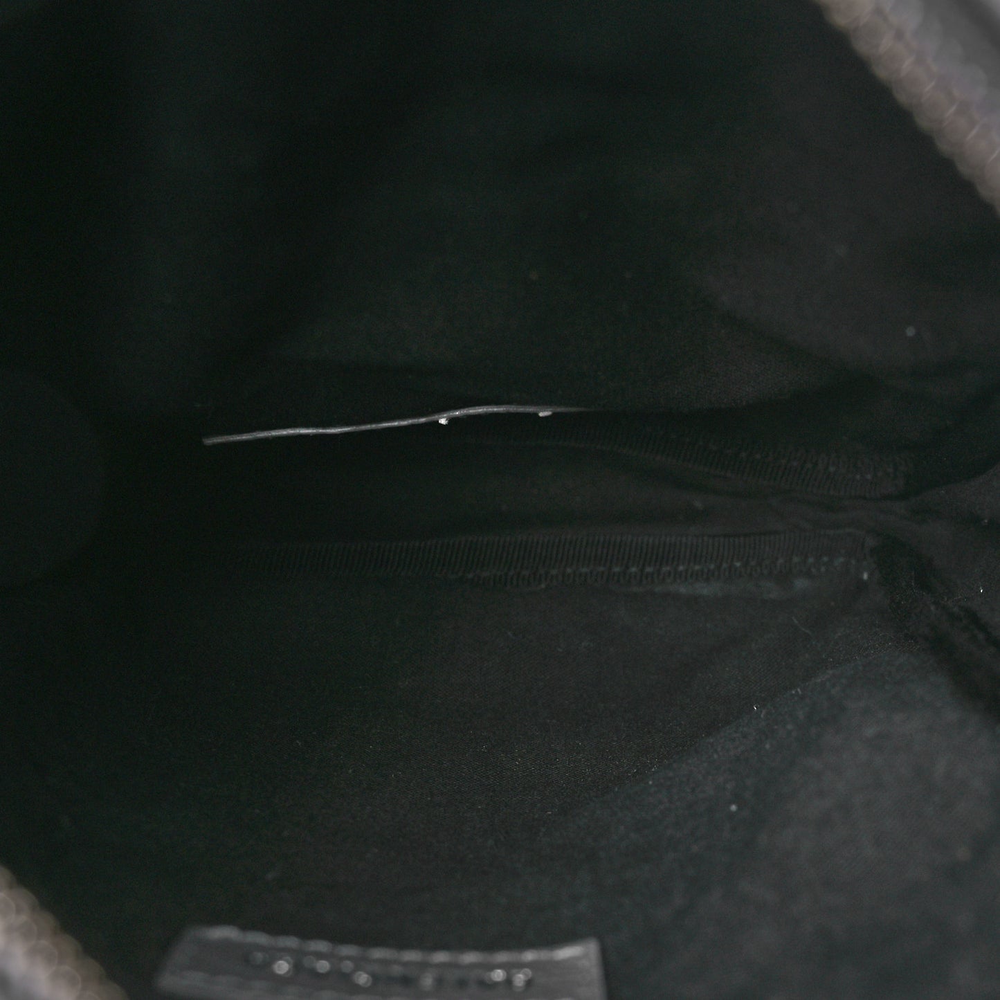 Agneau Arena Le Cagole Crossbody Bag Grey