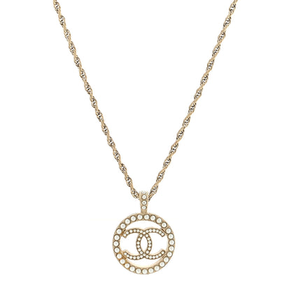 Chanel Pearl CC Round Pendant Necklace Gold 1 of 4