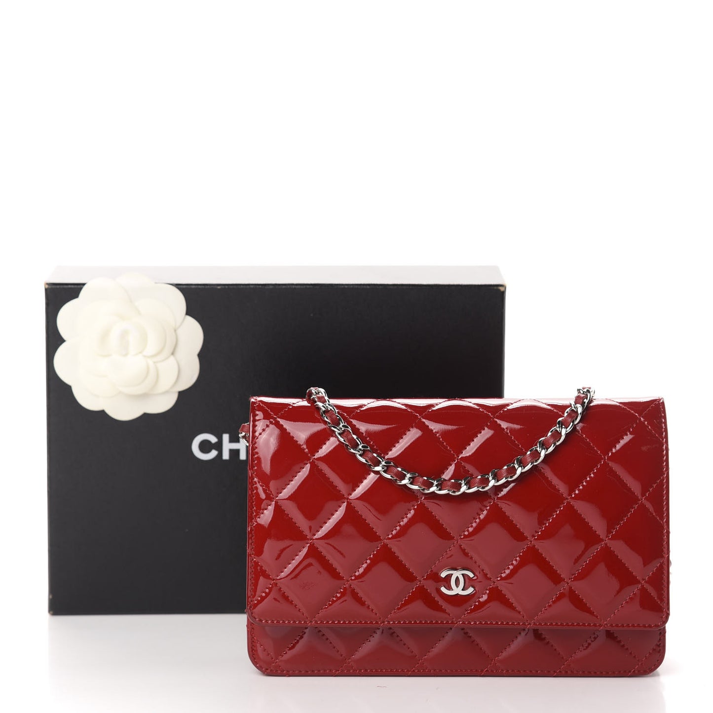 Patent Quilted Wallet On Chain WOC Red