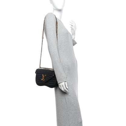 Louis Vuitton Calfskin New Wave Chain MM Black 2 of 11