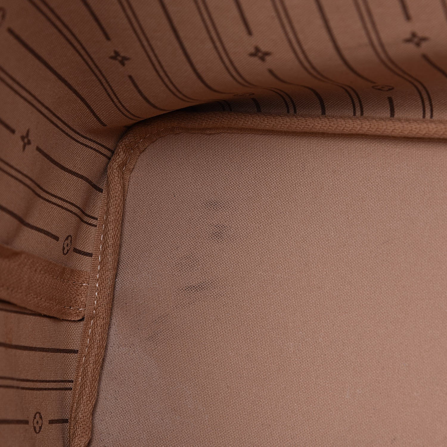 Louis Vuitton Monogram Neverfull MM 14 of 14