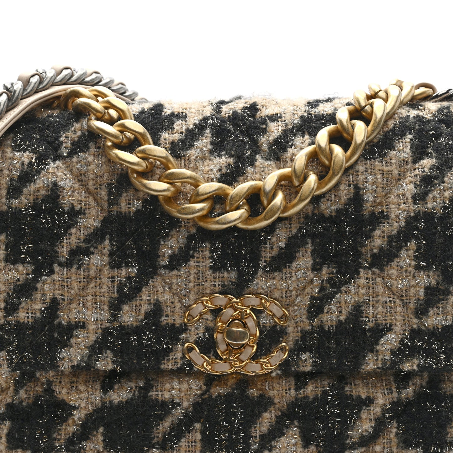 Tweed Large Chanel 19 Flap Beige Black