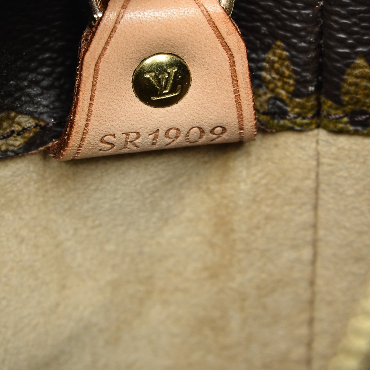 Monogram Luco