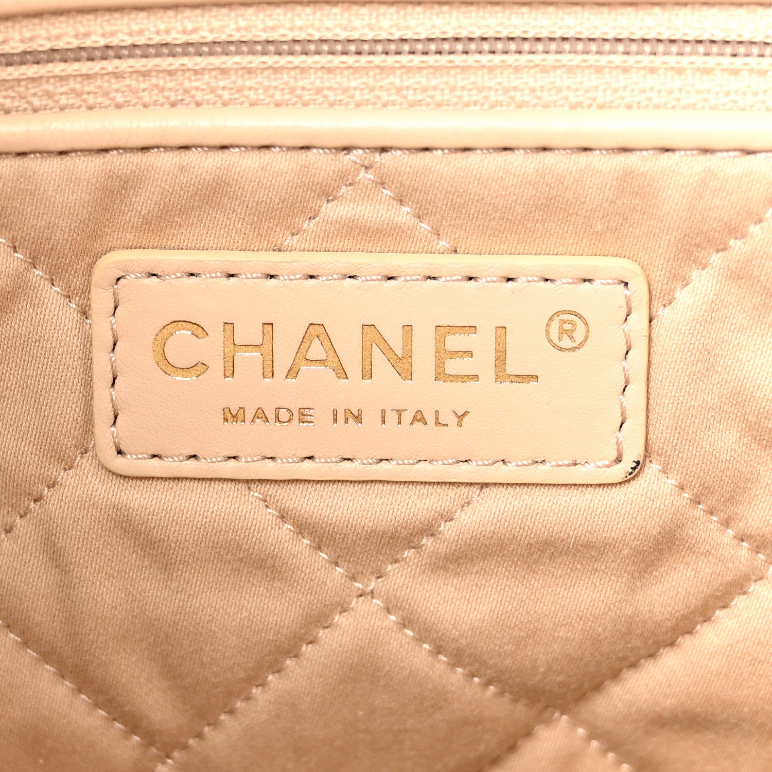 Chanel Shiny Calfskin Quilted Small Chanel 22 White 8 of 11