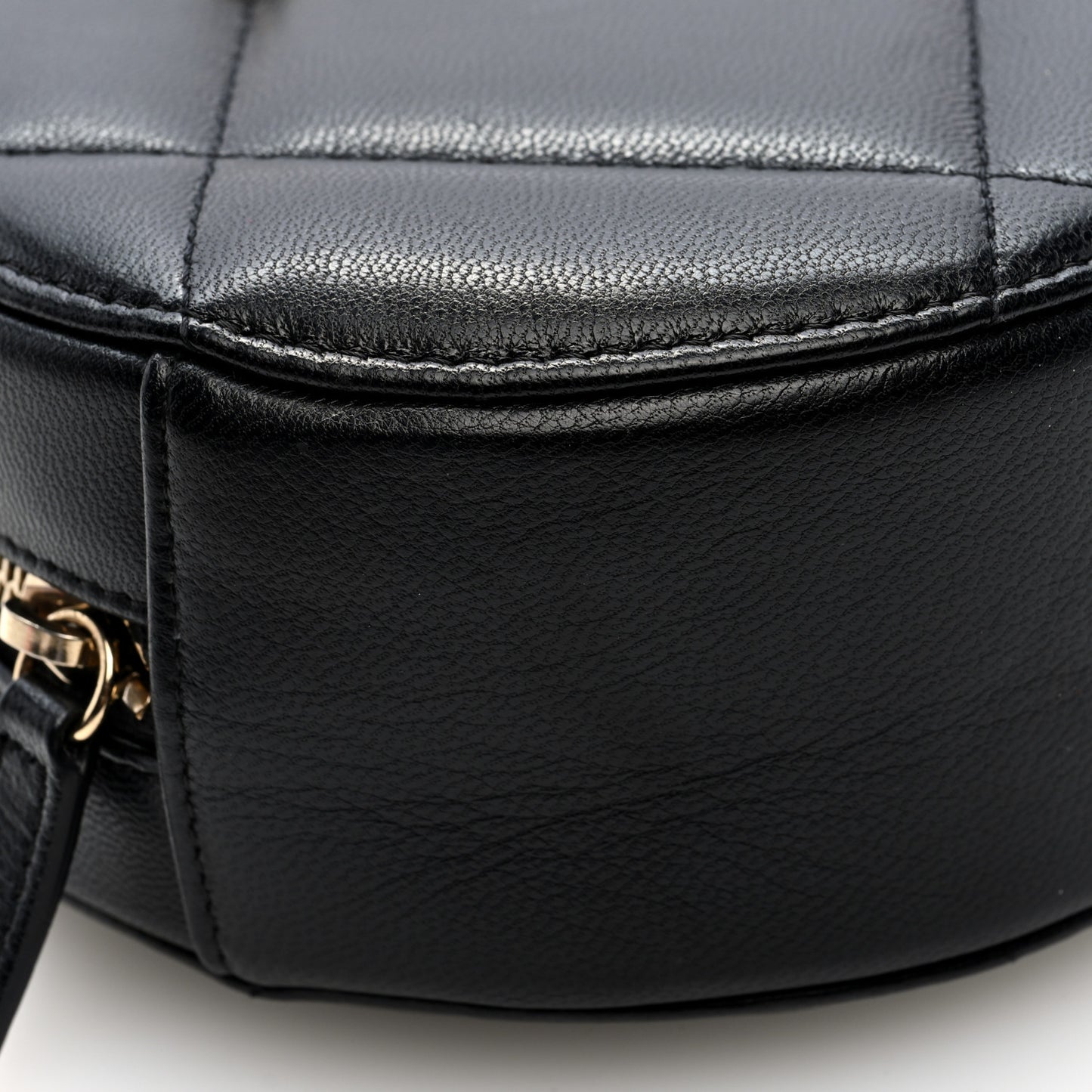 Lambskin Quilted Chanel 19 Round Clutch With Chain Black