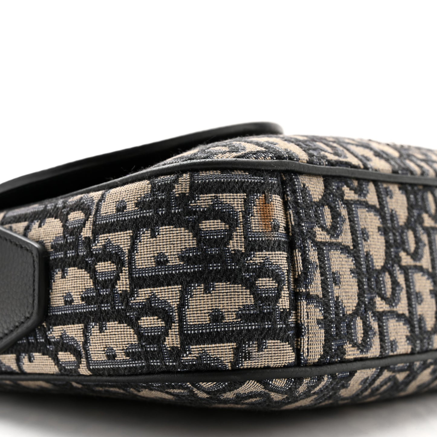 Grained Calfskin Oblique Mini Saddle Messenger Black