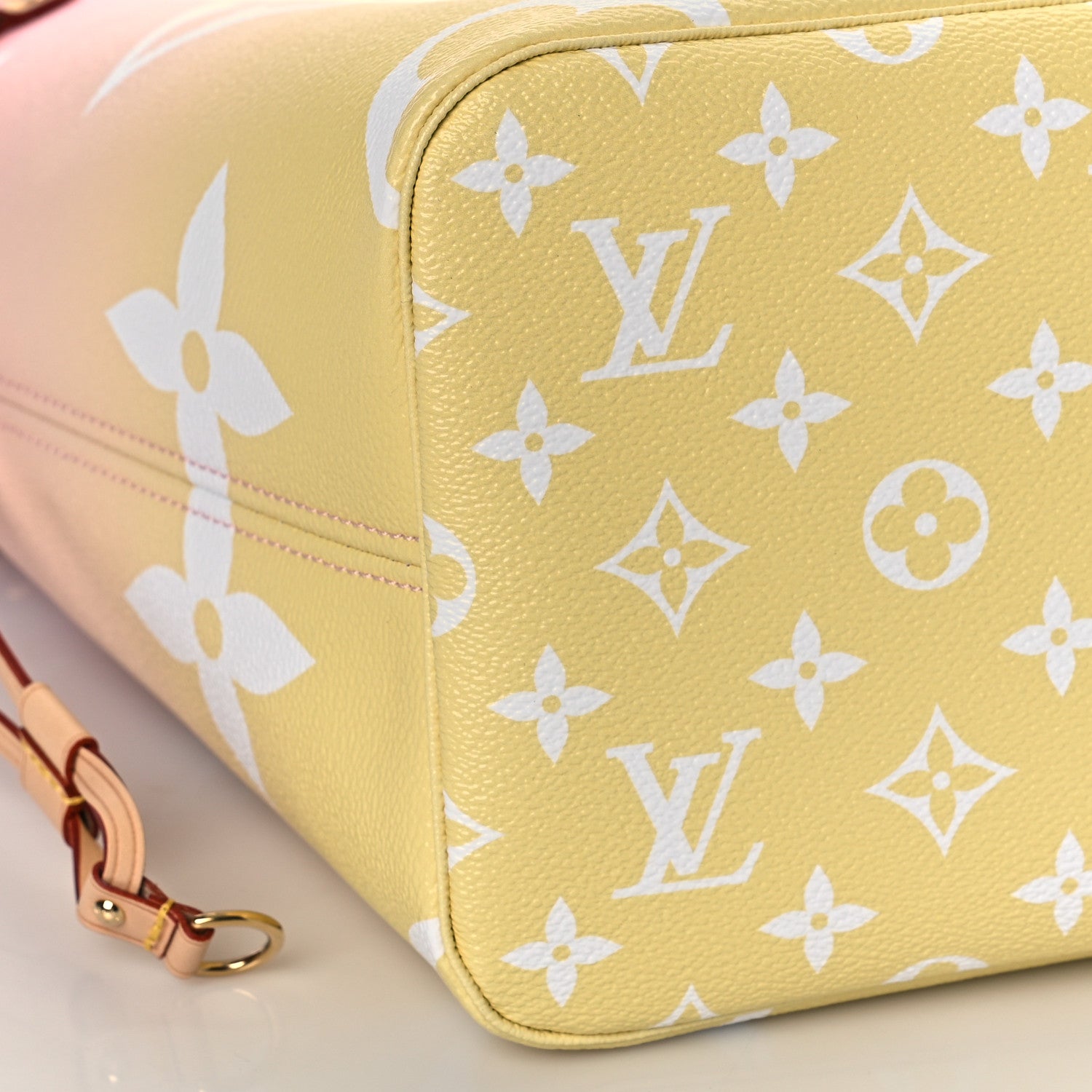 Louis Vuitton Monogram Giant By The Pool Neverfull MM Light Pink 8 of 9
