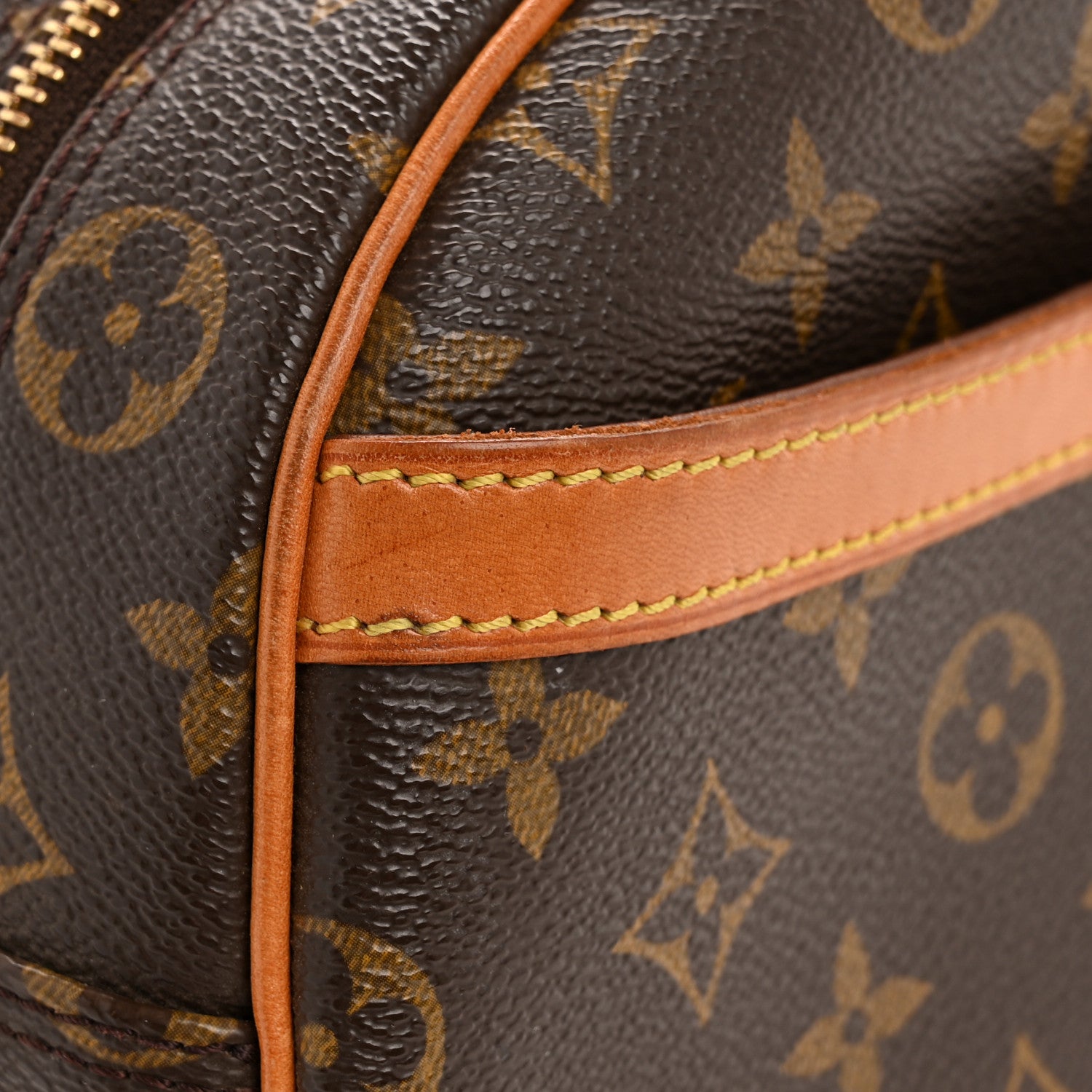 Louis Vuitton Monogram Blois 11 of 14