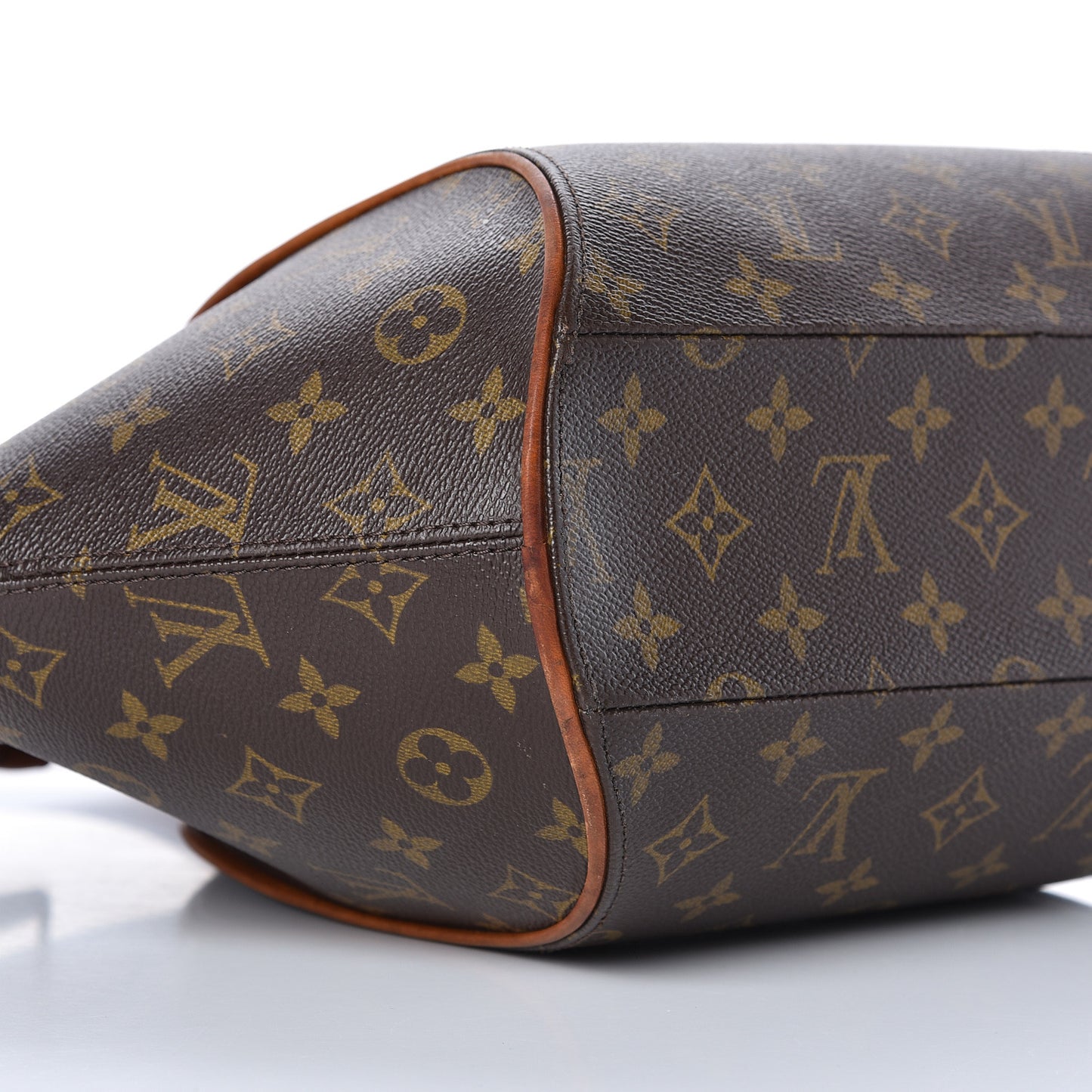 Monogram Ellipse MM