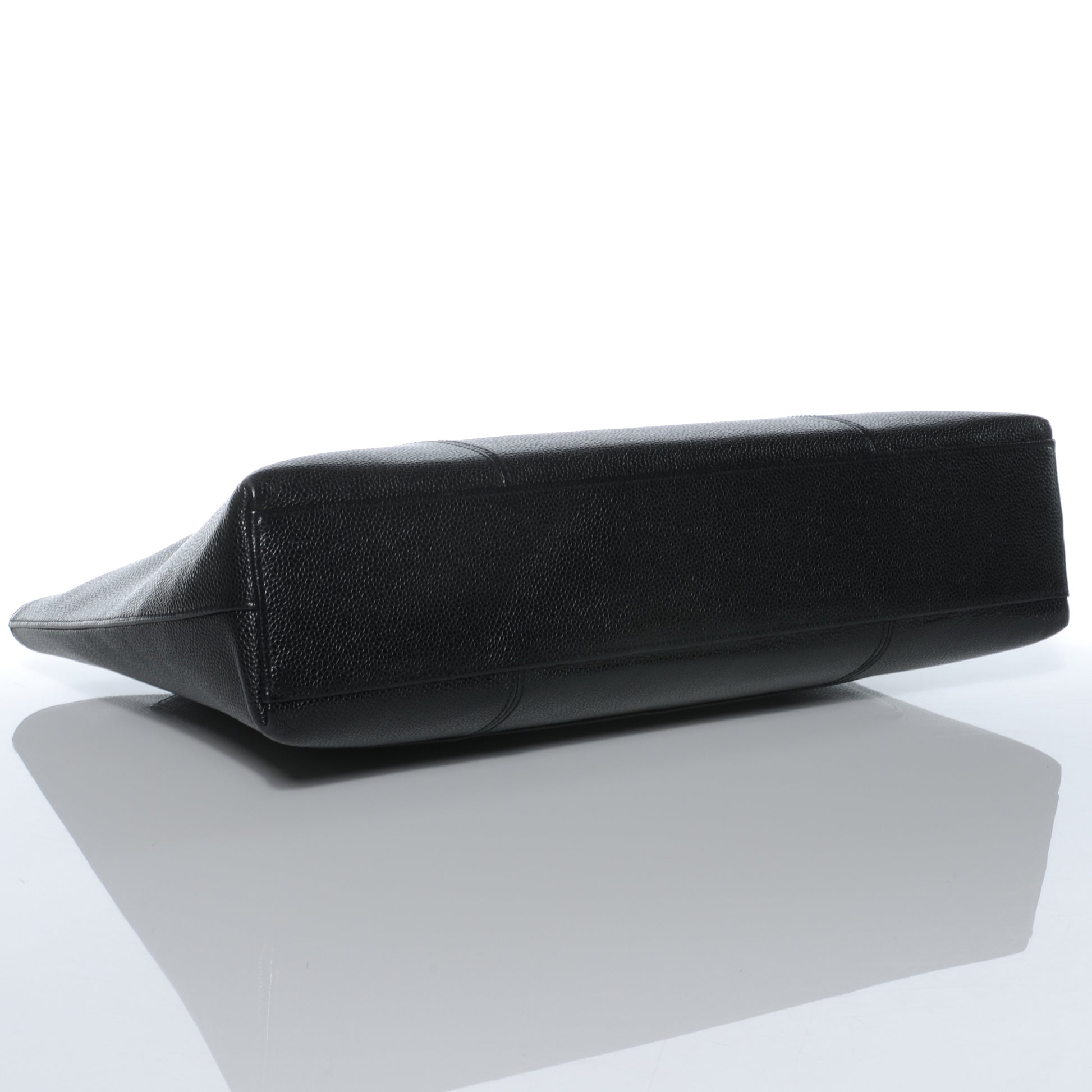 Chanel Caviar Shoulder Bag Black 4 of 7
