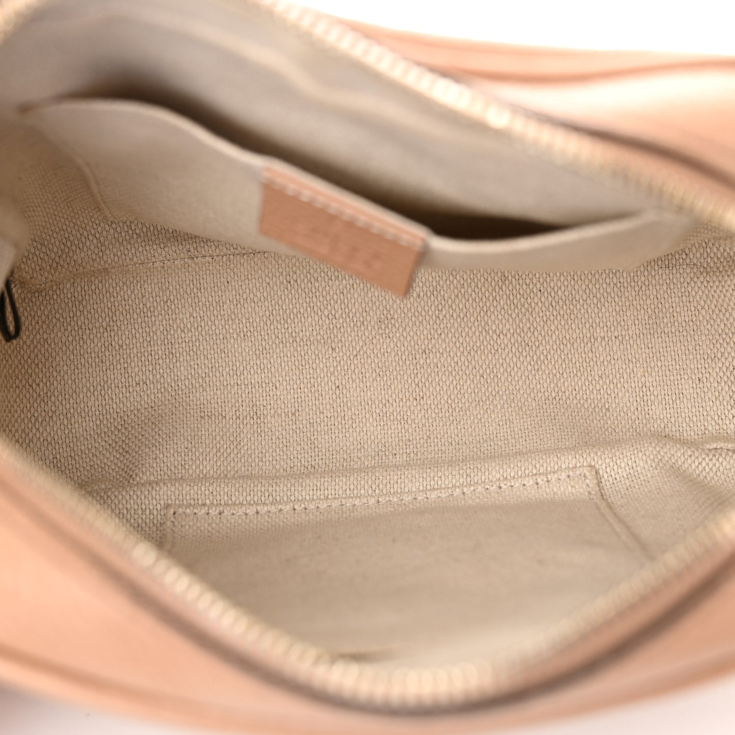 Pebbled Calfskin Small Soho Disco Bag Camelia