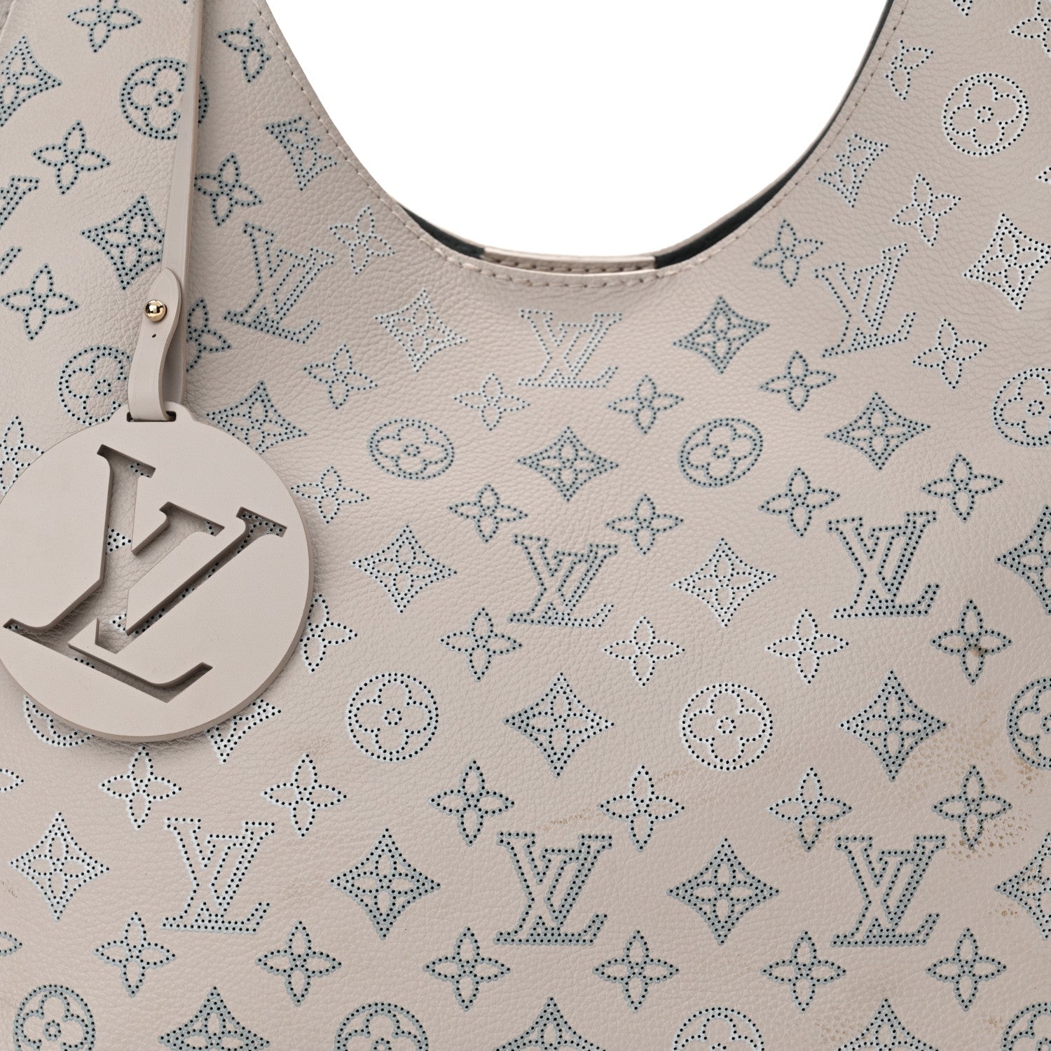 Louis Vuitton Mahina Carmel Hobo PM Brume Gray 7 of 12
