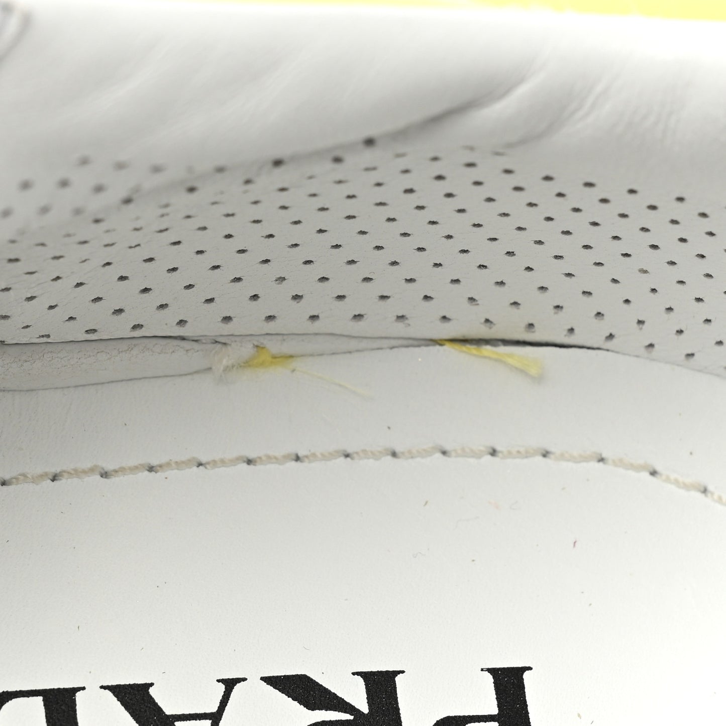 Re-Nylon Piuma Metal Triangle Logo Quilted 45mm Sneakers 41 Narciso