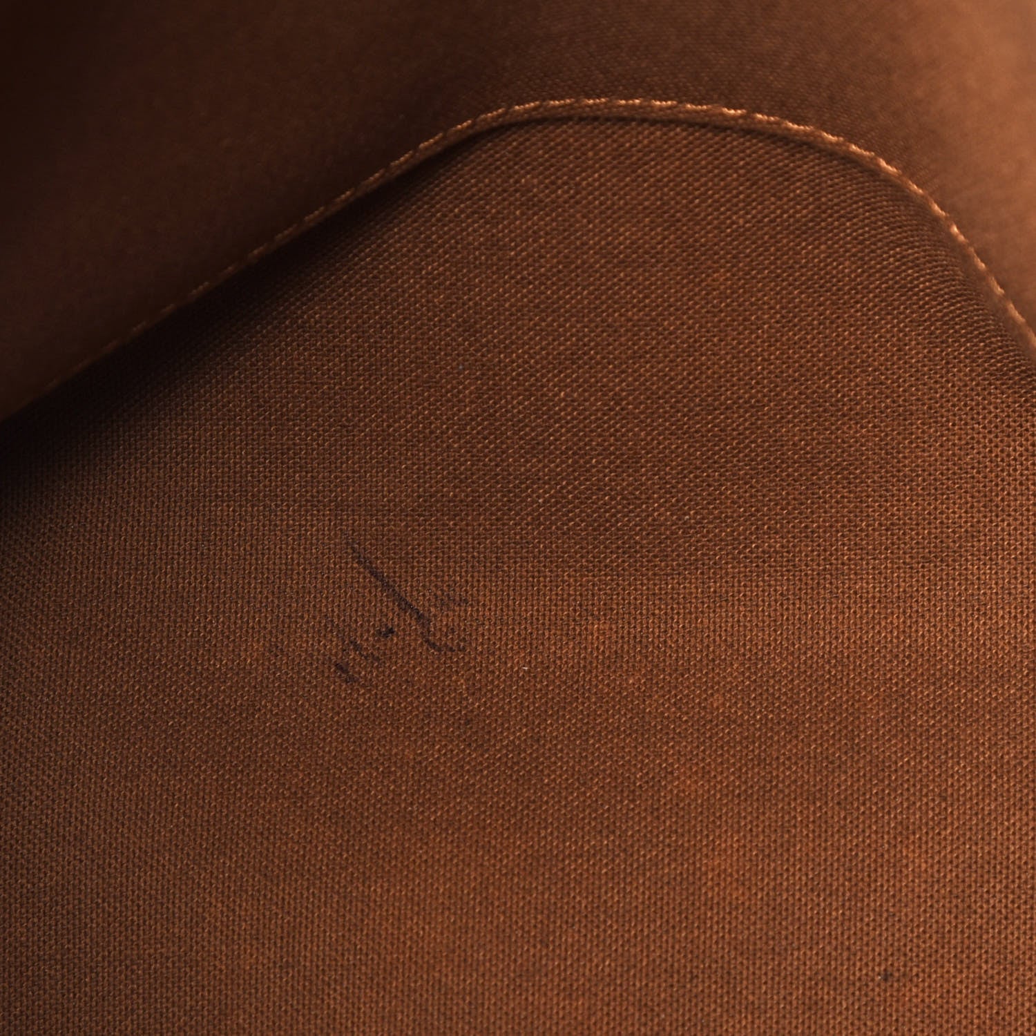 Louis Vuitton Monogram Totally MM 11 of 22