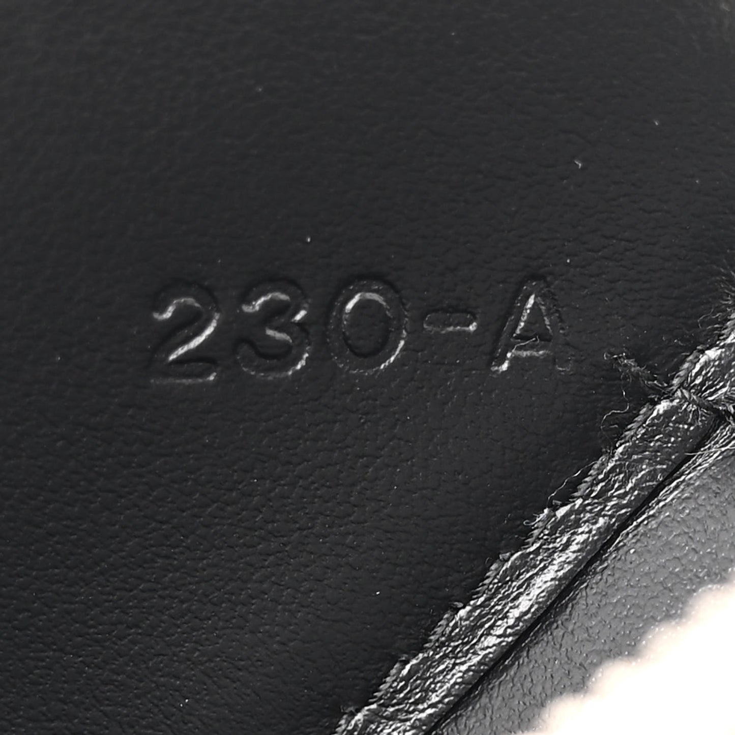 Spazzolato Mini Triangle Chain Crossbody Pouch Black