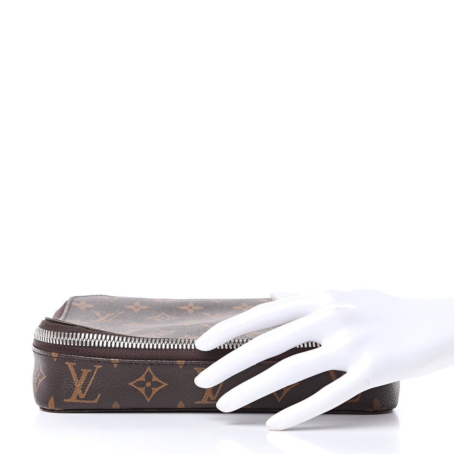 Louis Vuitton Monogram Horizon Accessories Pouch 3 of 11