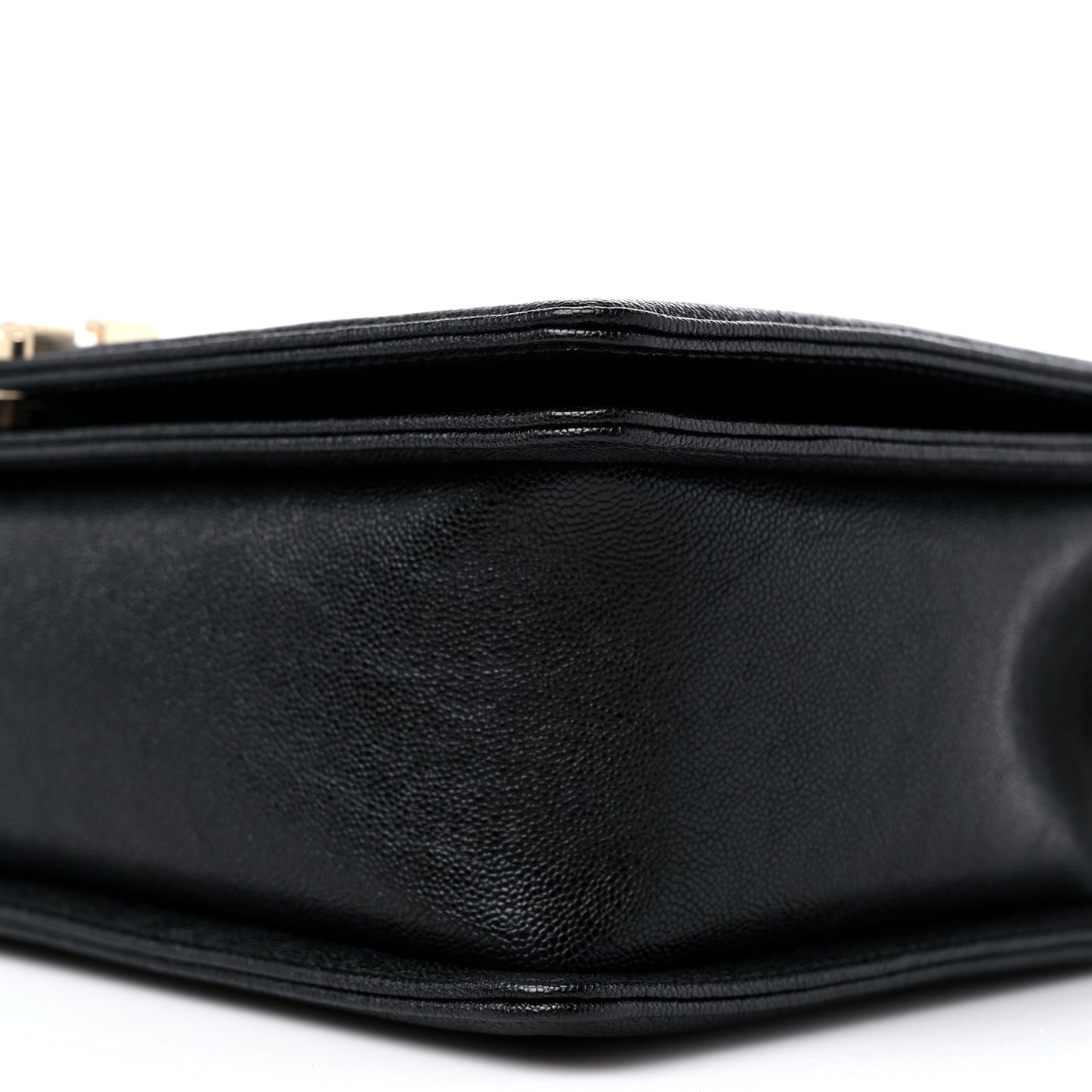 Caviar Chevron Quilted New Medium Boy Flap Black