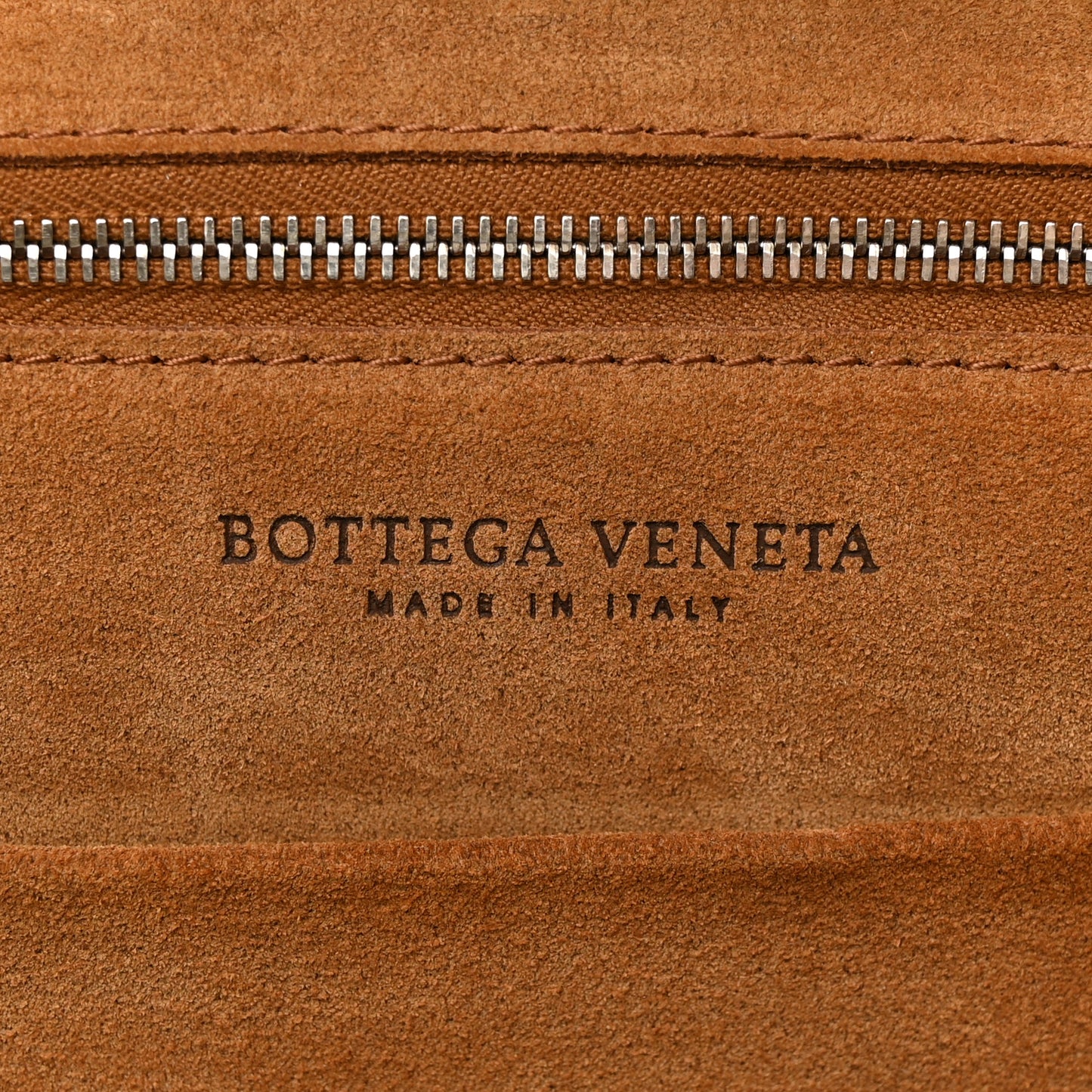 French Calfskin Maxi Intrecciato Small Arco Bianco