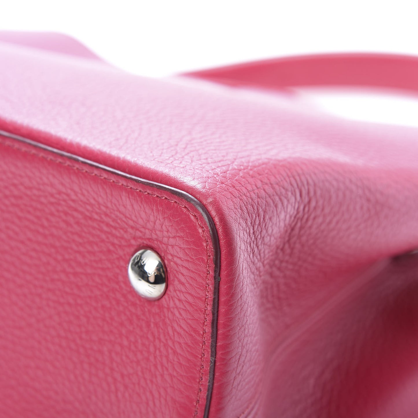Taurillon Capucines MM Fuchsia