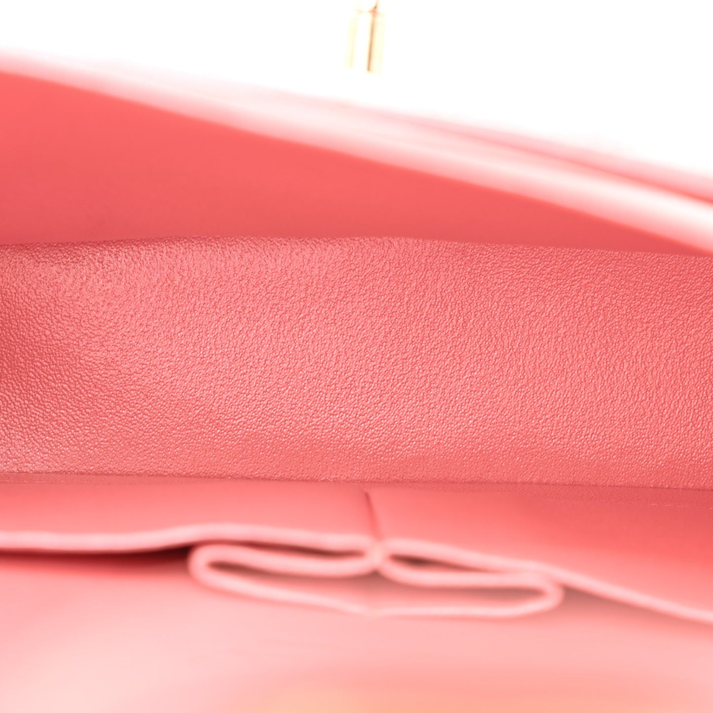 Iridescent Caviar Quilted Small Double Flap Pink