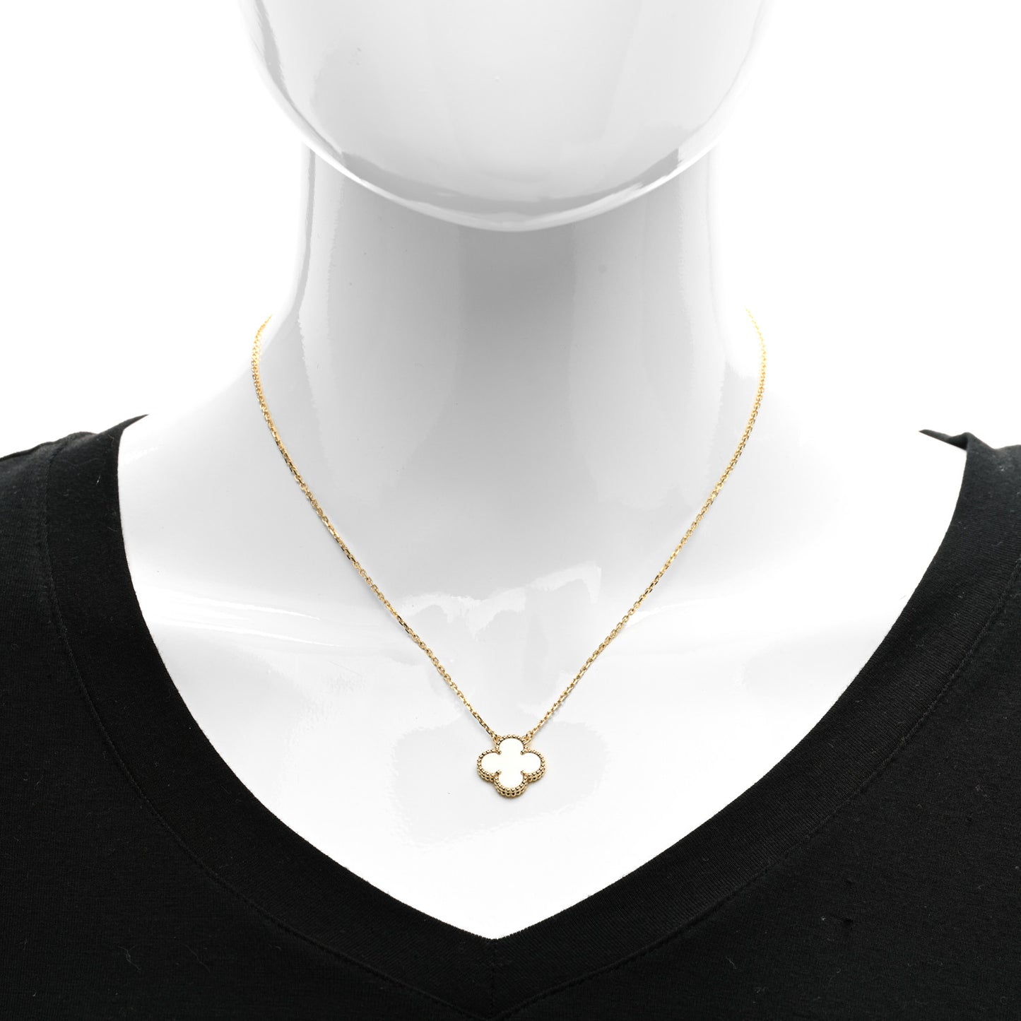 18K Yellow Gold Mother of Pearl Vintage Alhambra Pendant Necklace